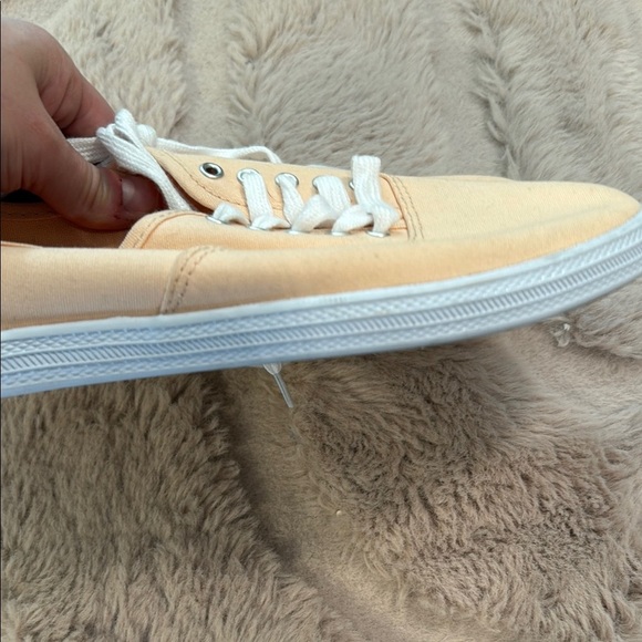 NWOT Peach and White Lace-Up Sneakers with Classic Silhouette - Picture 4 of 5